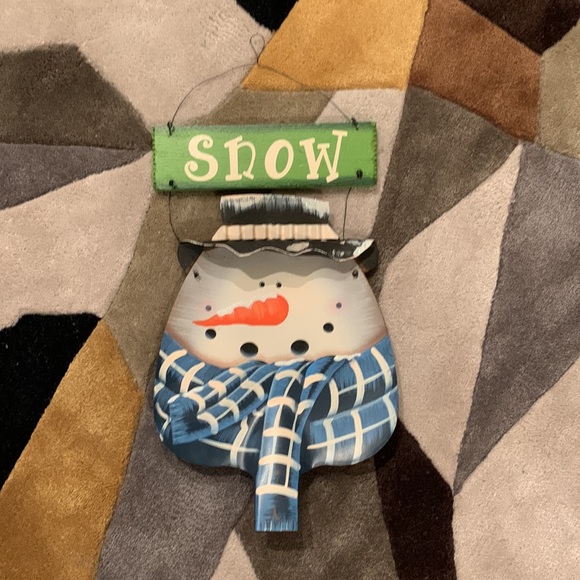 Holiday Snowman Decor - Picture 12 of 12